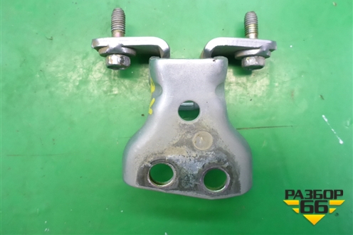 Петля двери задней правой верхняя для Mitsubishi Outlander с 2002-2009г