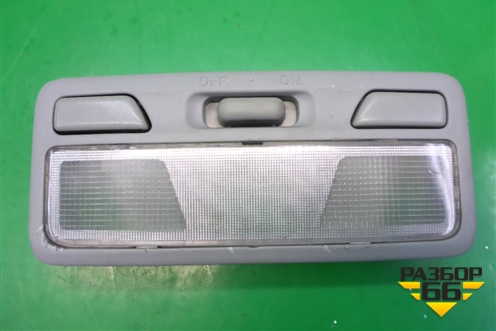 Плафон салонный (MR330450) для Mitsubishi Outlander с 2002-2009г