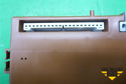 Блок комфорта (MR587873) для Mitsubishi Outlander с 2002-2009г