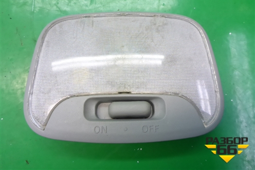 Плафон салонный (MR190205) для Mitsubishi Outlander с 2002-2009г