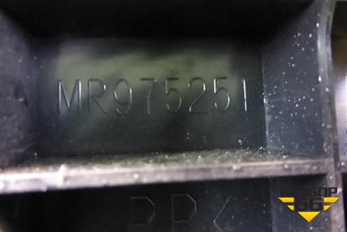 Накладка внутренняя (педаль отдыха) (MR975251) для Mitsubishi Outlander с 2002-2009г