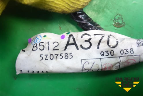 Проводка двери передней правой (8512A370) для Mitsubishi Outlander с 2002-2009г