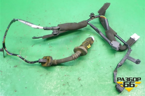 Проводка двери задней правой (MN162586) для Mitsubishi Outlander с 2002-2009г