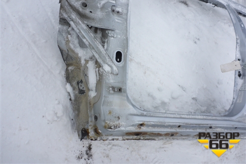 Порог со стойкой левый для Mitsubishi Outlander с 2002-2009г