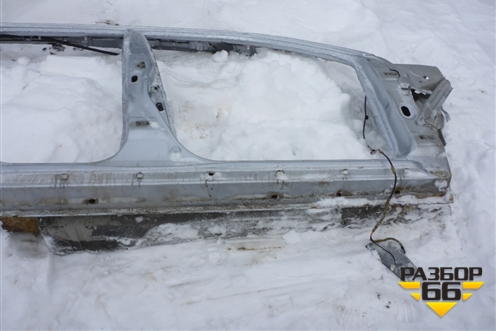 Порог со стойкой правый для Mitsubishi Outlander с 2002-2009г