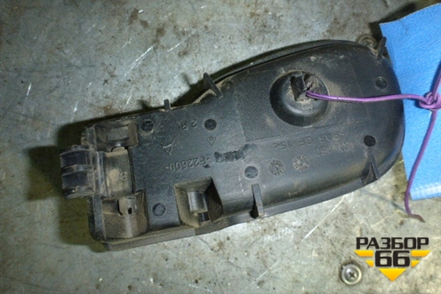 Ручка внутренняя двери задней правой для Ford Focus 1 с 1998-2004г (1M51F22600BA)