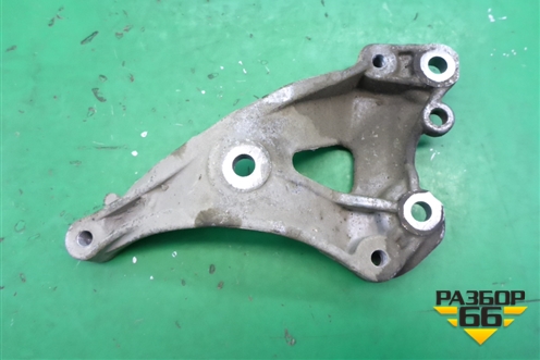 Кронштейн компрессора кондиционера (758078180) для Peugeot 408 с 2012г