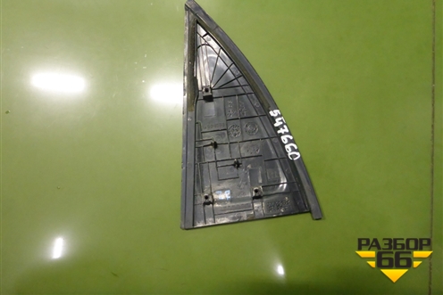 Накладка двери задней правой (уголок) (96604558) для Chevrolet Lanos с 2004г
