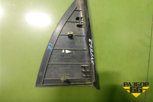 Накладка двери задней правой (уголок) (96238372) для Chevrolet Lanos с 2004г