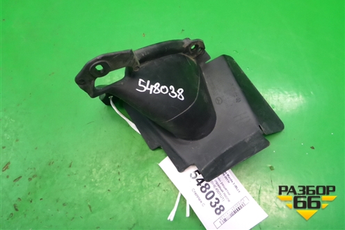 Кронштейн решетки радиатора (правый после 2011г) (BHE4501U1) для Mazda Mazda 3 (BL) с 2009-2013г