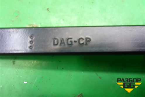 Поводок стеклоочистителя правый для Peugeot 407 с 2004г