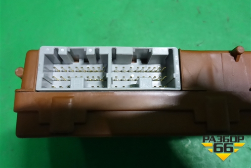 Блок комфорта (MR587873) для Mitsubishi Lancer-9  с 2003-2008г