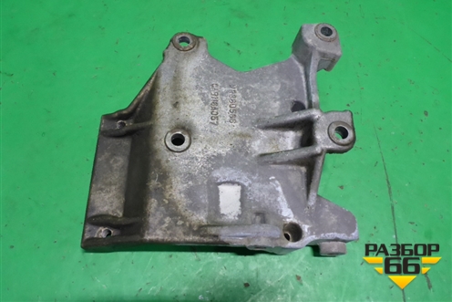 Кронштейн компрессора кондиционера (MR360566) для Mitsubishi Lancer-9  с 2003-2008г