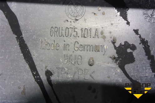 Брызговик задний правый (после 2015г) (6RU075101A) для Volkswagen Polo (седан) с 2010г