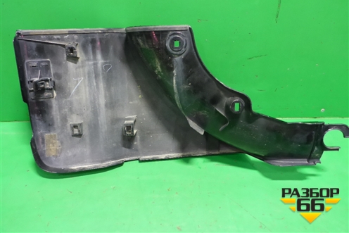 Накладка двери багажника нижняя правая (7680542010) для Toyota Rav-4 с 2006-2013г