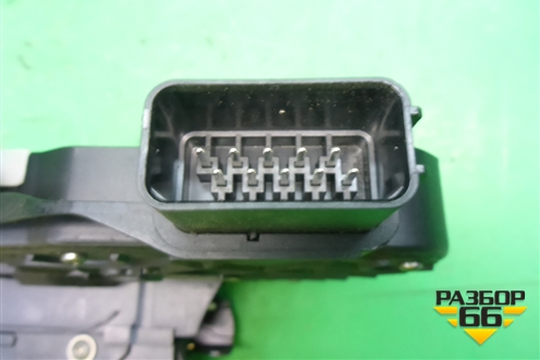 Замок двери задней правой (8X2A26412AC) для Land Rover Range Rover Sport с 2005-2012г