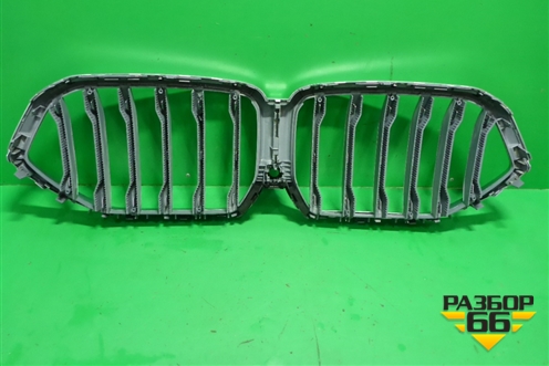 Решетка радиатора (под камеру) (51138494884) для BMW X6 G06 с 2019г
