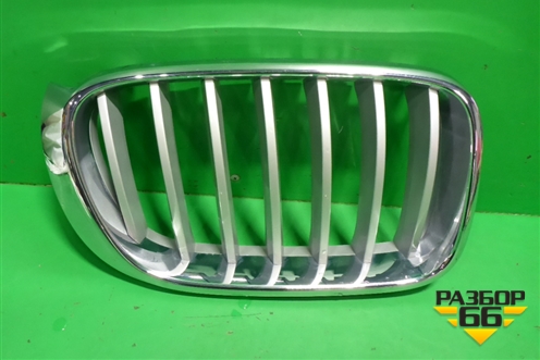 Решетка радиатора правая (до 2014г) (51117210726) для BMW X3 F25 с 2010-2017г