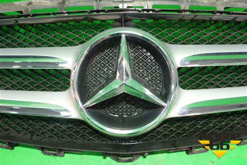 Решетка радиатора (A2138880123) для Mercedes Benz E-Klass W213 с 2016г