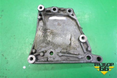 Кронштейн компрессора кондиционера (1.3л Z13DTJ) (55567925 428702815) для Opel Corsa D с 2006-2014г