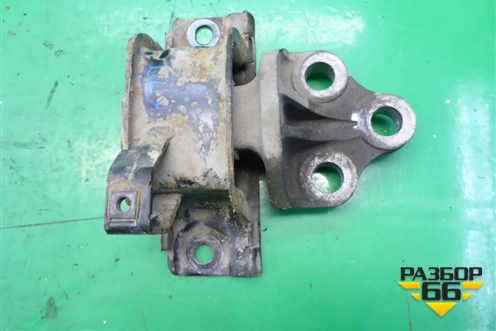 Опора КПП левая (1.3л Z13DTJ МКПП) для Opel Corsa D с 2006-2014г