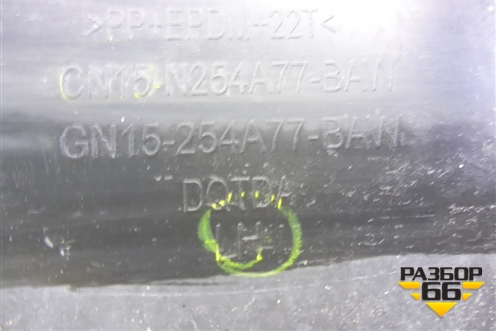 Накладка двери задней левой (CN15N254A77BAW) для Ford EcoSport с 2014г