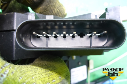 Замок двери передней левой (CN15A219A65GE) для Ford EcoSport с 2014г