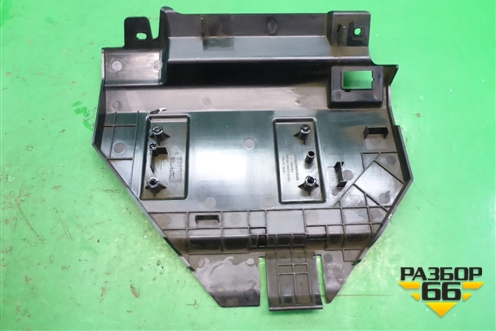 Накладка на торпедо под бордачком (GN15A044C98CA) для Ford EcoSport с 2014г