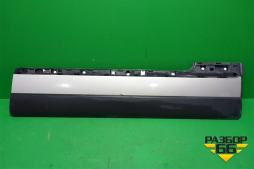 Накладка двери передней правой (CK5221064ADW) для Land Rover Range Rover 4 с 2013-2022г