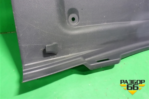 Обшивка багажника на заднюю панель (5838706270) для Toyota Camry V70 с 2017г