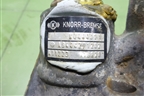 Суппорт задний левый (A9444201202) для Mercedes Benz  TRUCK Axor 2 с 2004г