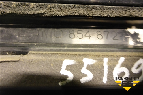 Спойлер на дверь багажника (правый на стекло) (4M0854872) (4M0854872A) для Audi Q7 c 2015г