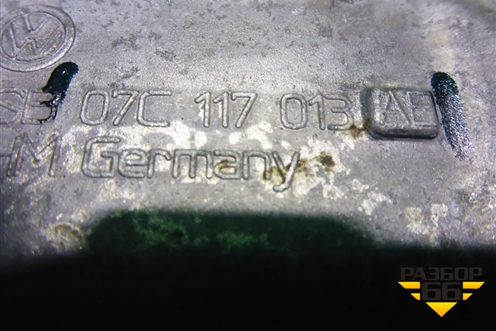 Корпус масляного фильтра (6.0л BJN) (07C117013AE) для Volkswagen Touareg c 2002-2010г