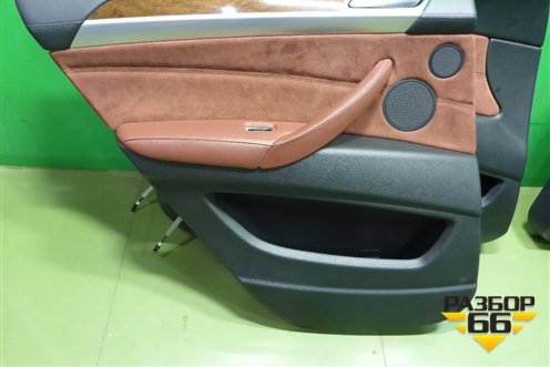 Сиденья комплект (в сборе с консолью и обшивками) для BMW X6 E71 с 2008-2014г