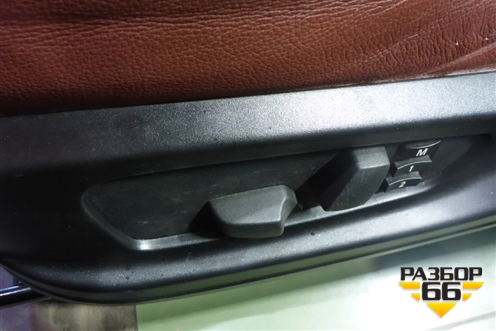 Сиденья комплект (в сборе с консолью и обшивками) для BMW X6 E71 с 2008-2014г