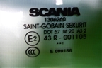 Стекло двери правой (1306260) для Scania  5 P Series с 2004-2016г