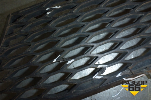 Решетка в капот левая  (Нижняя) (A9408880823) для Mercedes Benz  TRUCK Axor 2 с 2004г