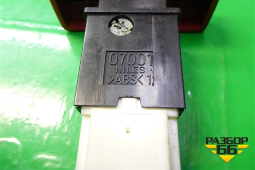 Кнопка аварийной сигнализации для Mitsubishi Lancer-9  с 2003-2008г