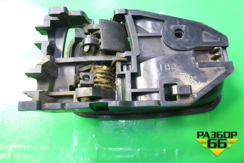 Ручка внутренняя двери передней правой для Mitsubishi Lancer-9  с 2003-2008г
