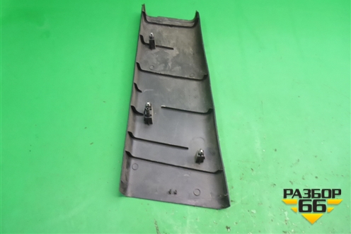 Обшивка стойки центральная нижняя правая (2N11N243W06) для Ford Fusion с 2002г