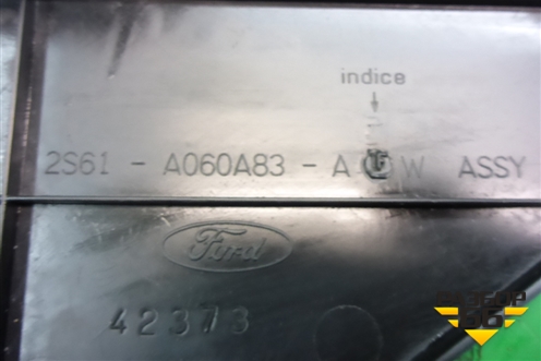 Накладка внутренняя (консоли левая) (2S61A060A83AEW) для Ford Fusion с 2002г