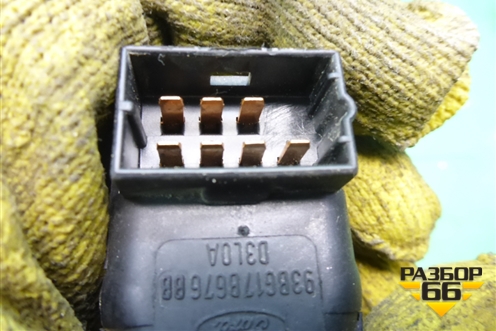 Переключатель регулировки зеркал (93BG17B676BB) для Ford Fusion с 2002г