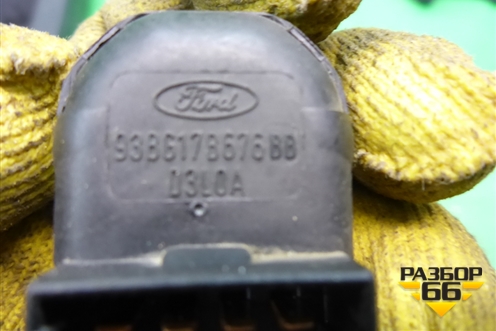 Переключатель регулировки зеркал (93BG17B676BB) для Ford Fusion с 2002г