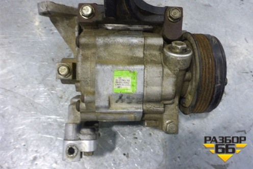 Компрессор кондиционера (с кронштейном) (73111FG001) для Subaru Forester (SH5) с 2008-2012г