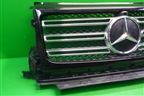 Решетка радиатора (после 2018г) (A4638880400) для Mercedes Benz G-Klass W463 с1989г