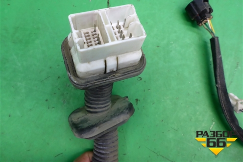 Проводка двери передней правой (916202D012) для Hyundai Elantra 3 (XD) с 2000-2010г