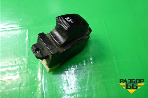 Кнопка стеклоподъёмника передняя правая (935782D000) для Hyundai Elantra 3 (XD) с 2000-2010г