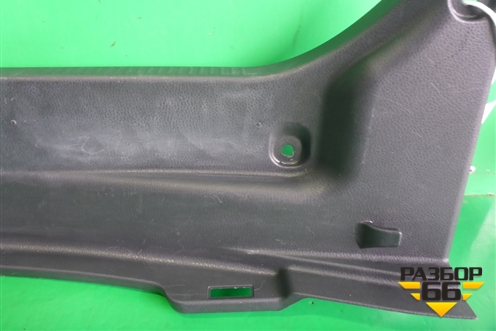 Обшивка багажника на заднюю панель (5838733140) для Toyota Camry V70 с 2017г