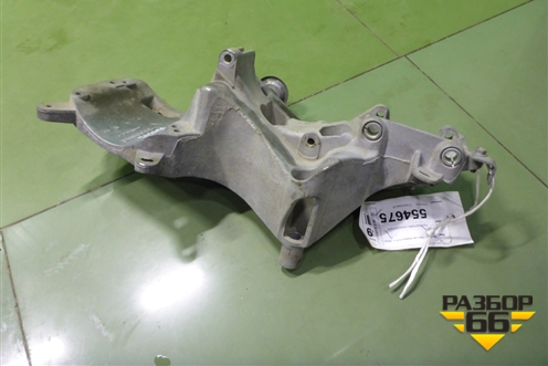 Кронштейн генератора (1.6л K4MA) (688304373R) для Nissan Almera G15 с 2012г