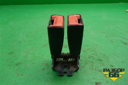 Замок ремня безопасности задний (BM51613K21CA3JA6) для Ford Focus 3 с 2011г